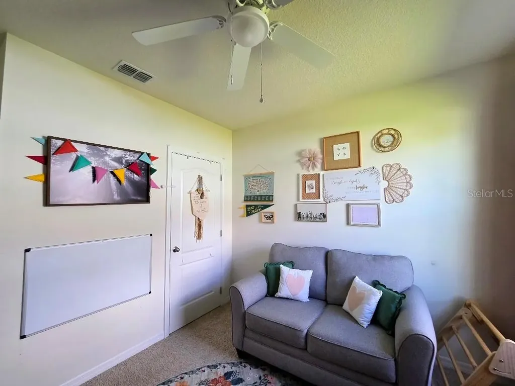 5268 Greenheart Avenue Mount Dora FL 32757