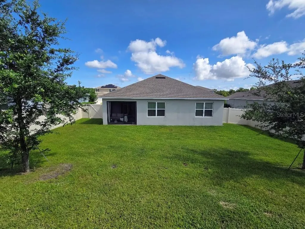 5268 Greenheart Avenue Mount Dora FL 32757