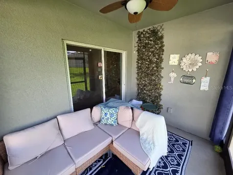 5268 Greenheart Avenue Mount Dora FL 32757