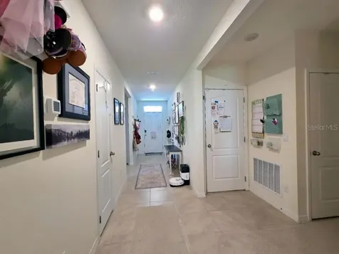 5268 Greenheart Avenue Mount Dora FL 32757
