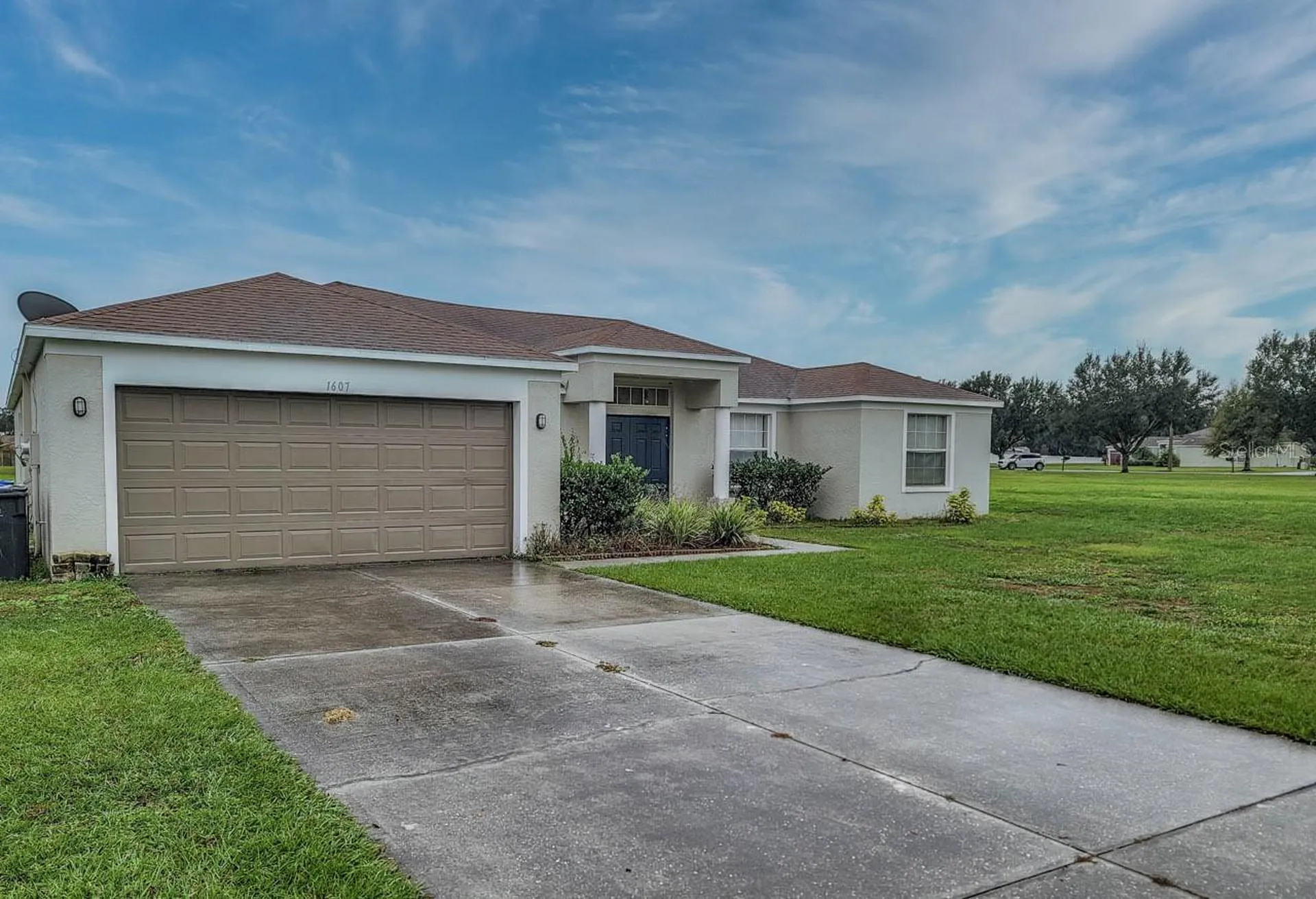 1607 Avondale Ridge Drive Plant City FL 33567