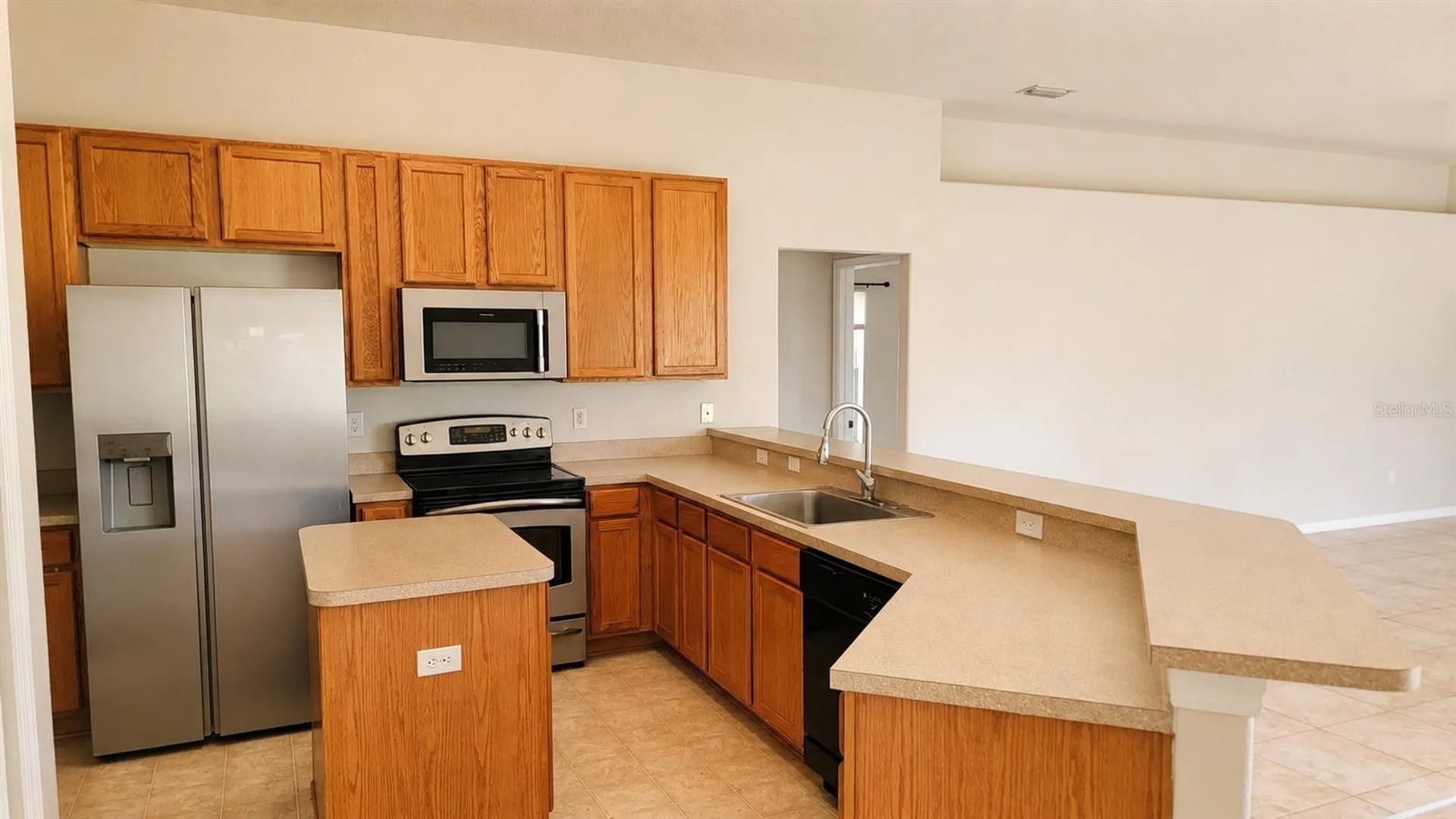 1607 Avondale Ridge Drive Plant City FL 33567