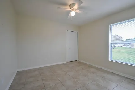 1607 Avondale Ridge Drive Plant City FL 33567