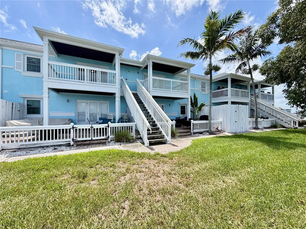 5117 Salmon Drive SE St Petersburg FL 33705