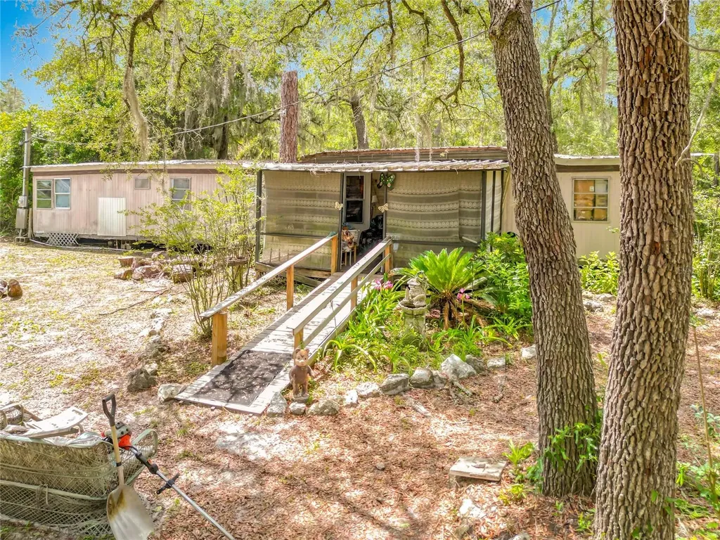 7612 SW 155th Street Dunnellon FL 34432