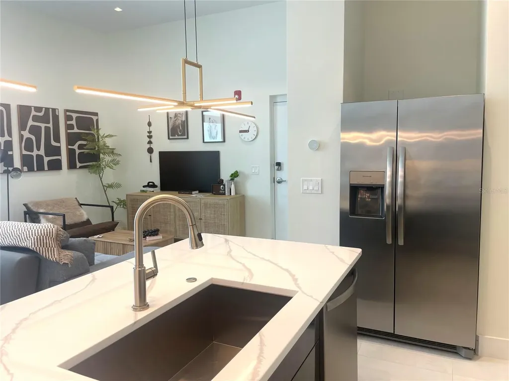 1558 4th Street Sarasota FL 34236