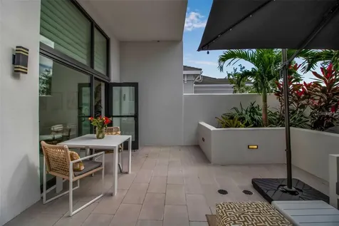 1558 4th Street Sarasota FL 34236