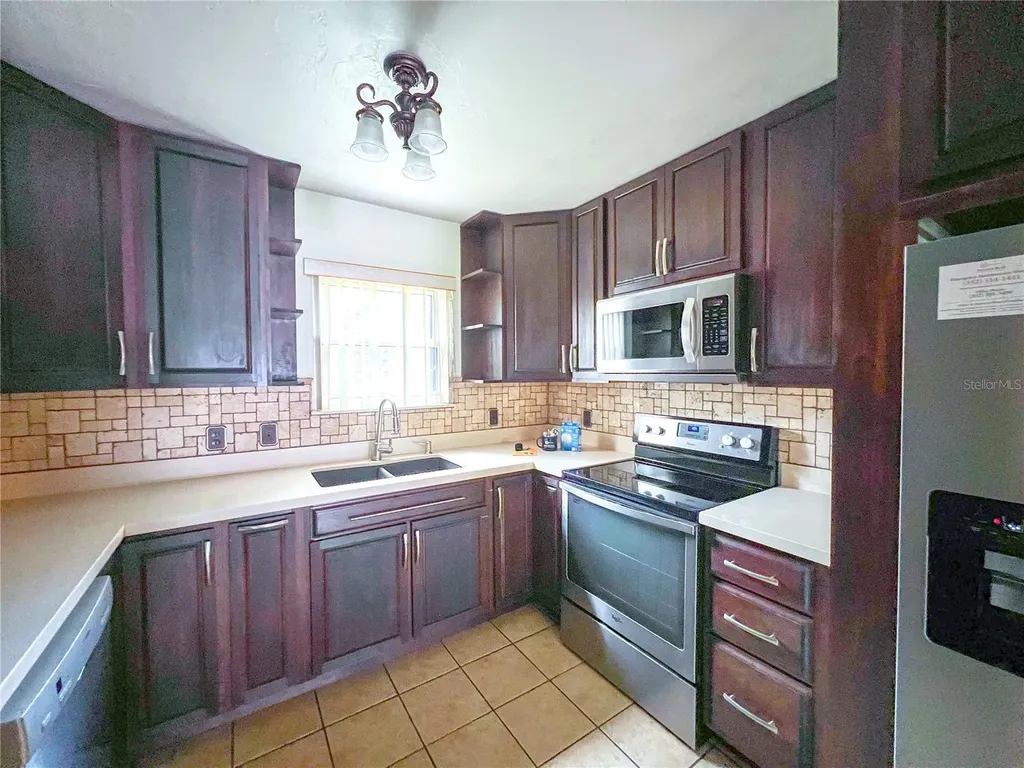 4112 NW 16th Drive Gainesville FL 32605