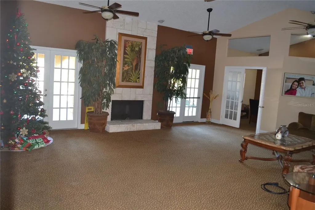 4512 Commander Drive Orlando FL 32822