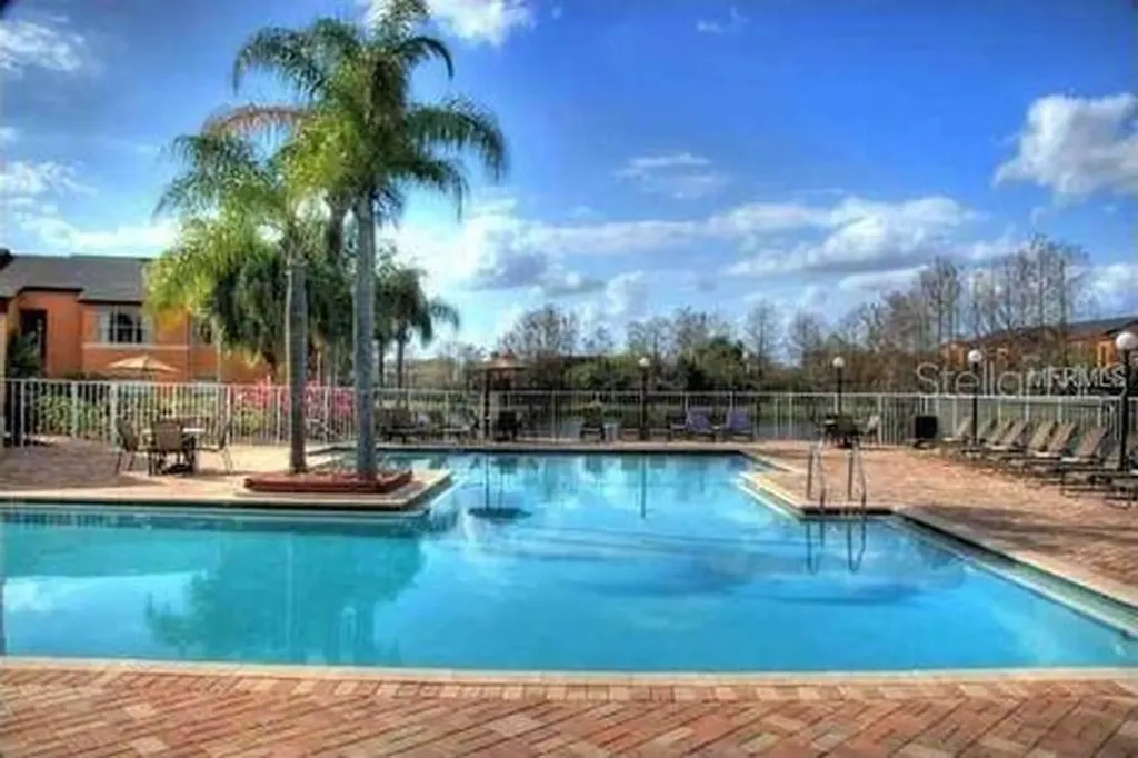 4512 Commander Drive Orlando FL 32822