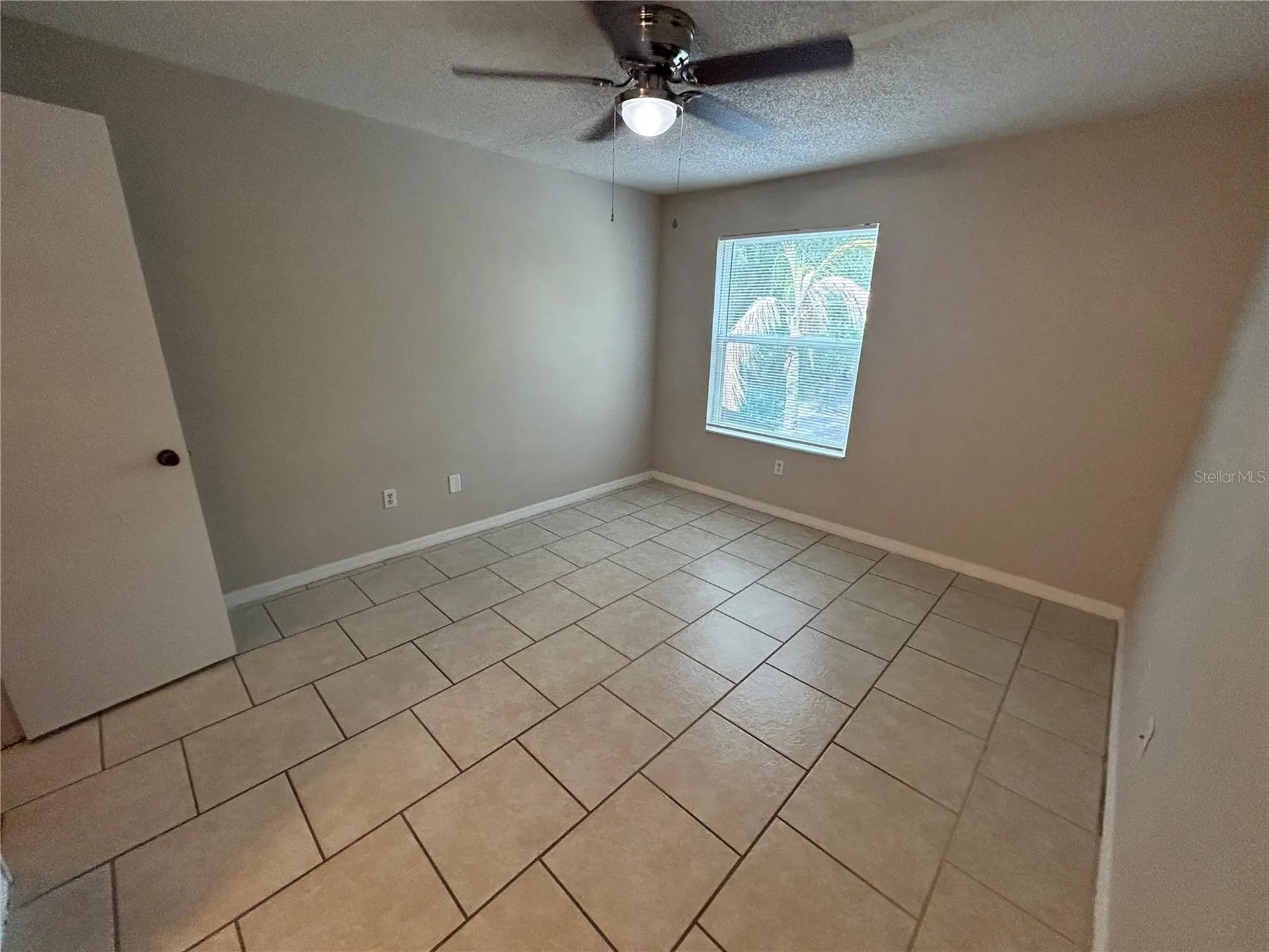 4512 Commander Drive Orlando FL 32822