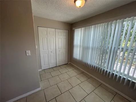 4512 Commander Drive Orlando FL 32822