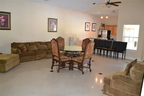 4512 Commander Drive Orlando FL 32822
