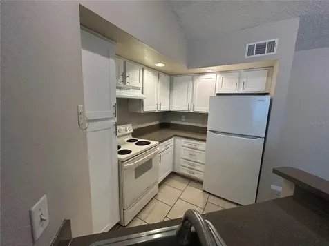 4512 Commander Drive Orlando FL 32822