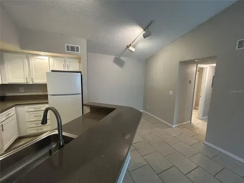 4512 Commander Drive Orlando FL 32822