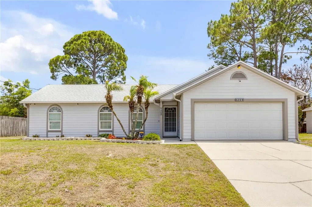 5209 Holden Road Cocoa FL 32927