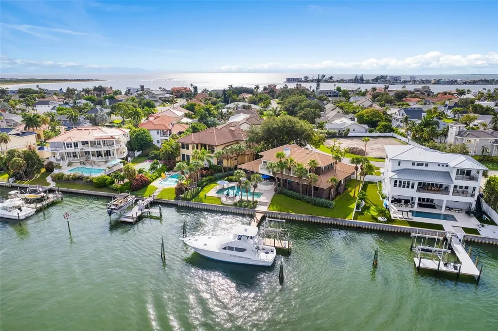 833 Ponce De Leon Drive Tierra Verde FL 33715