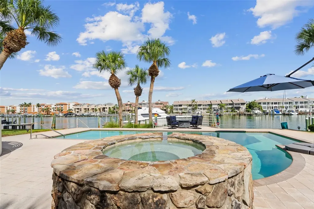 833 Ponce De Leon Drive Tierra Verde FL 33715