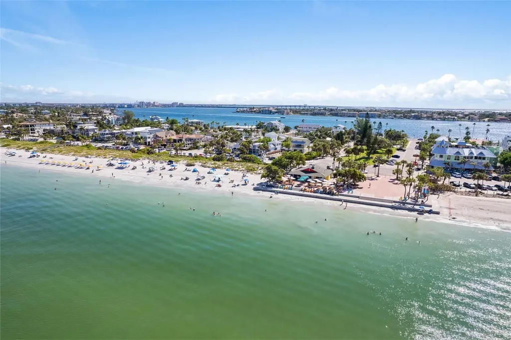 833 Ponce De Leon Drive Tierra Verde FL 33715