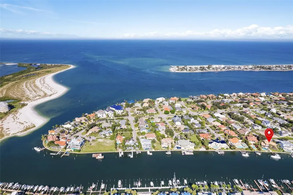 833 Ponce De Leon Drive Tierra Verde FL 33715