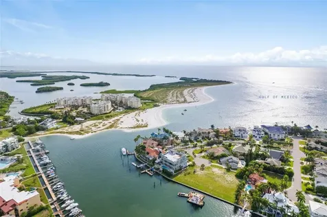 833 Ponce De Leon Drive Tierra Verde FL 33715