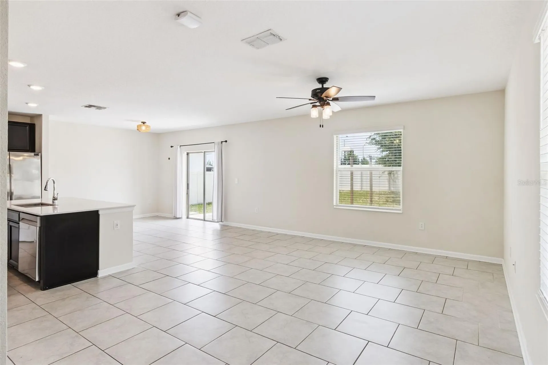 310 Citrus Pointe Drive Davenport FL 33837