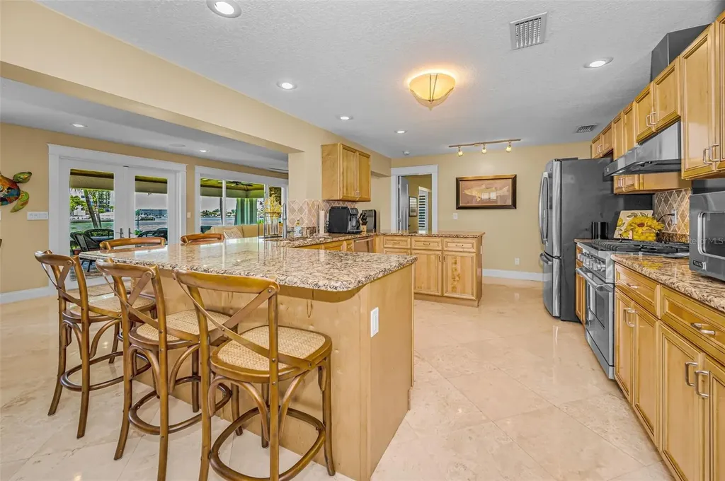 1201 81st Street S St Petersburg FL 33707