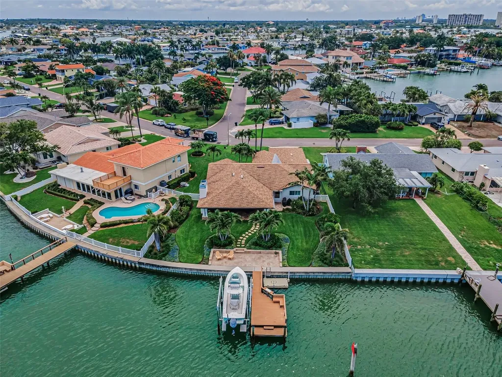 1201 81st Street S St Petersburg FL 33707