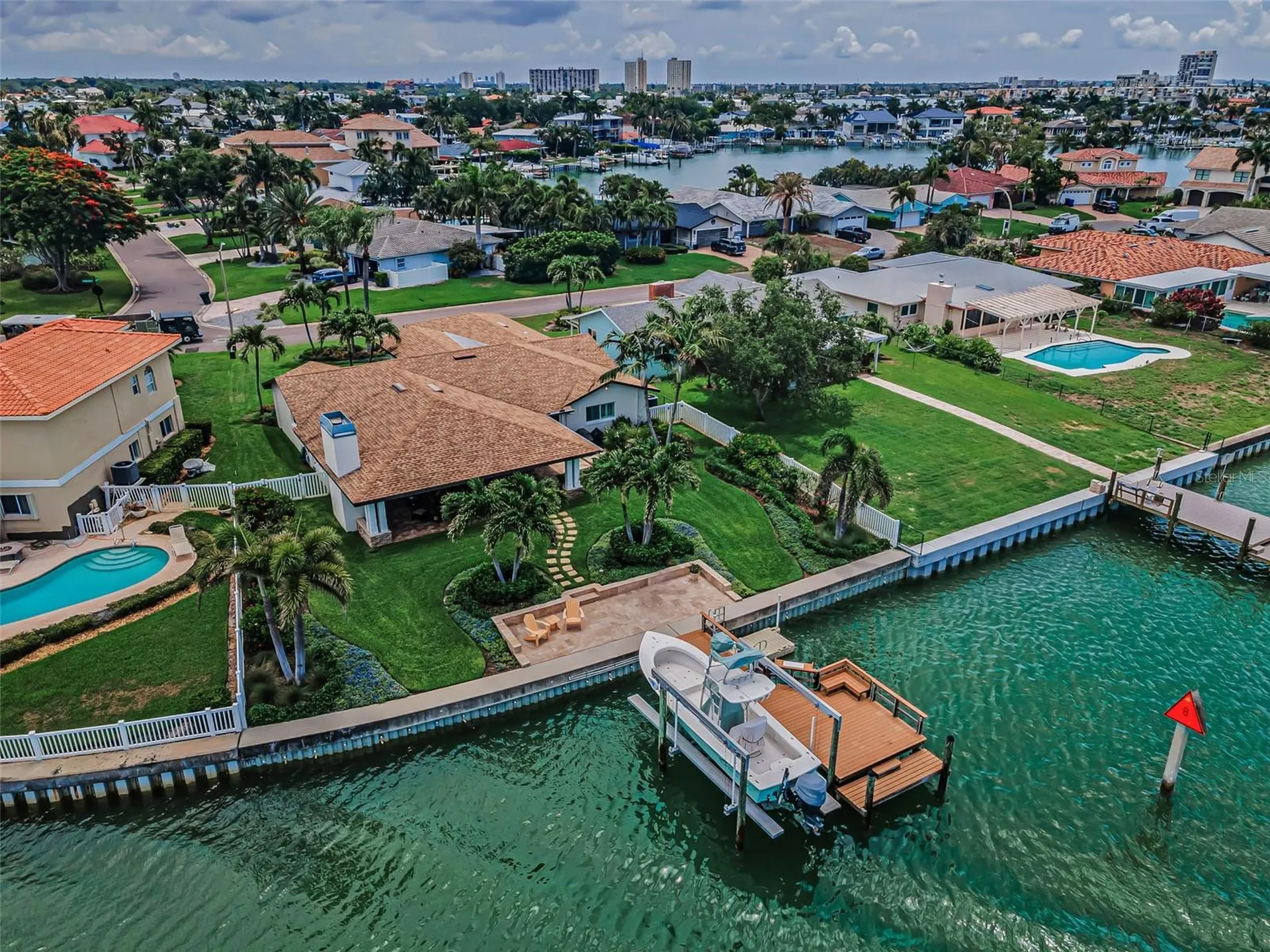1201 81st Street S St Petersburg FL 33707
