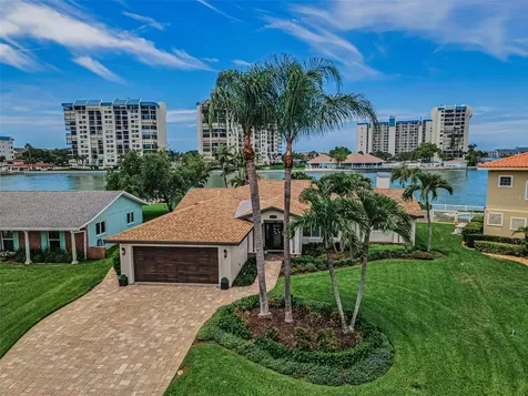 1201 81st Street S St Petersburg FL 33707