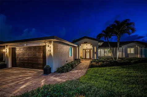 1201 81st Street S St Petersburg FL 33707