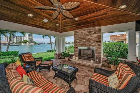 1201 81st Street S St Petersburg FL 33707