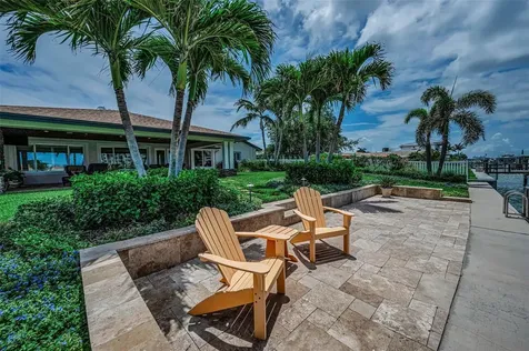 1201 81st Street S St Petersburg FL 33707
