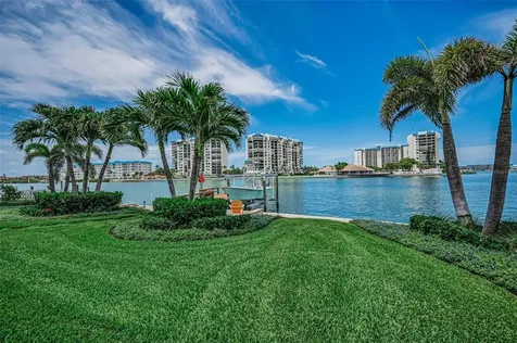 1201 81st Street S St Petersburg FL 33707
