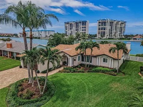 1201 81st Street S St Petersburg FL 33707