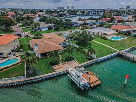 1201 81st Street S St Petersburg FL 33707