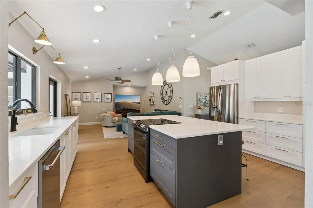 9376 Woodbreeze Boulevard Windermere FL 34786