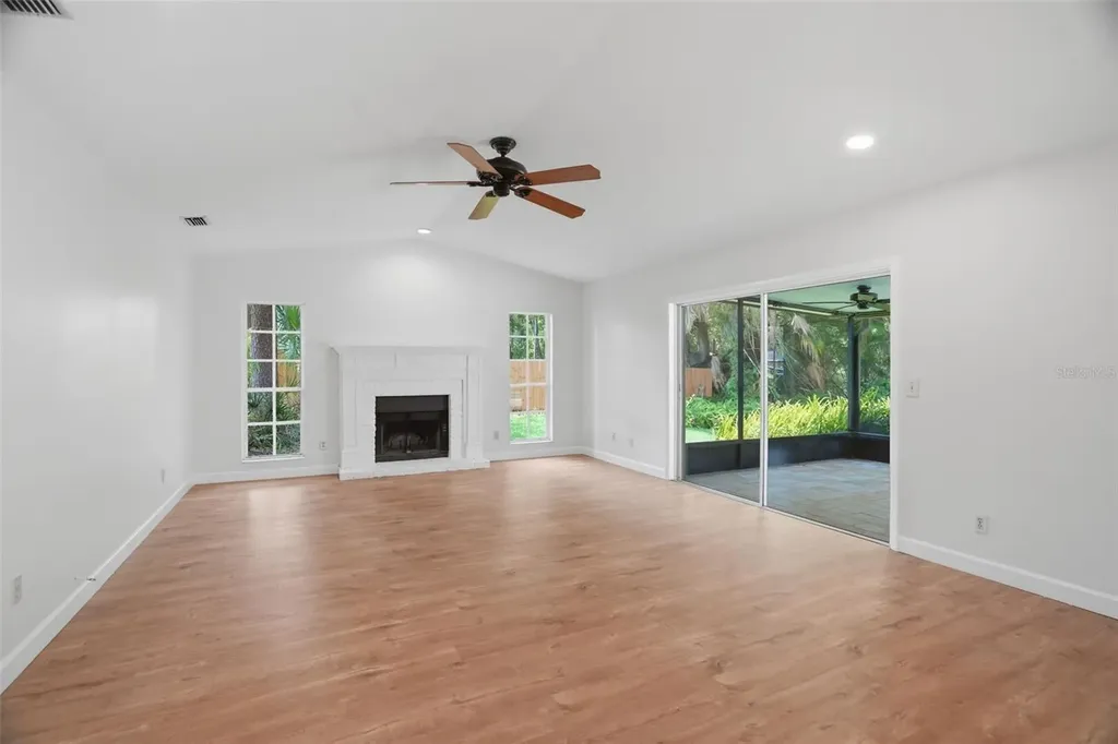 16706 Vallely Drive Tampa FL 33618
