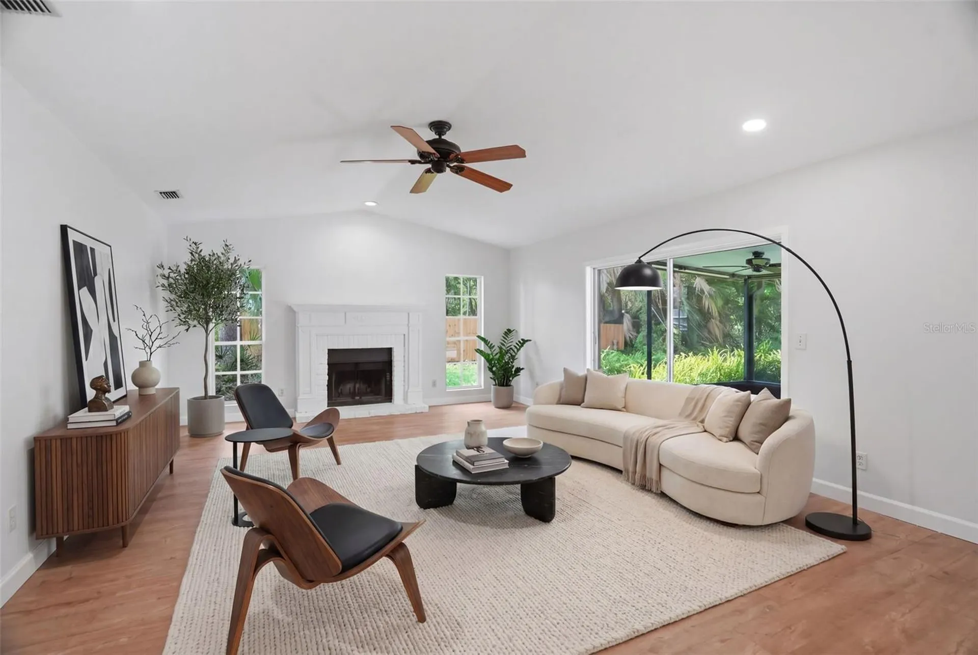 16706 Vallely Drive Tampa FL 33618