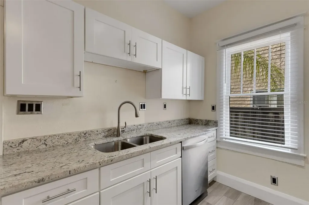 833/835 Johnson Avenue Lakeland FL 33801