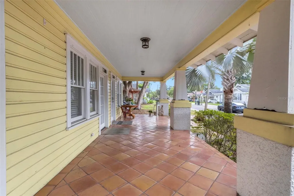 833/835 Johnson Avenue Lakeland FL 33801