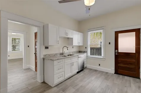 833/835 Johnson Avenue Lakeland FL 33801