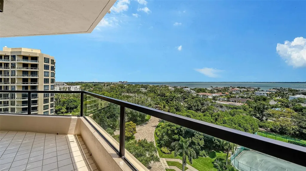 1211 Gulf Of Mexico Drive Longboat Key FL 34228
