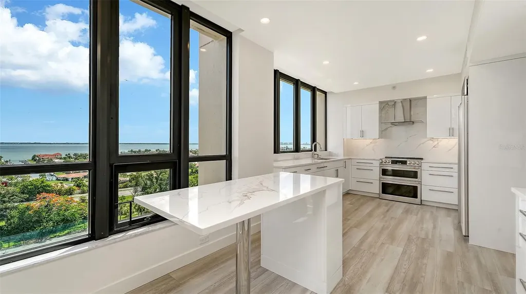 1211 Gulf Of Mexico Drive Longboat Key FL 34228