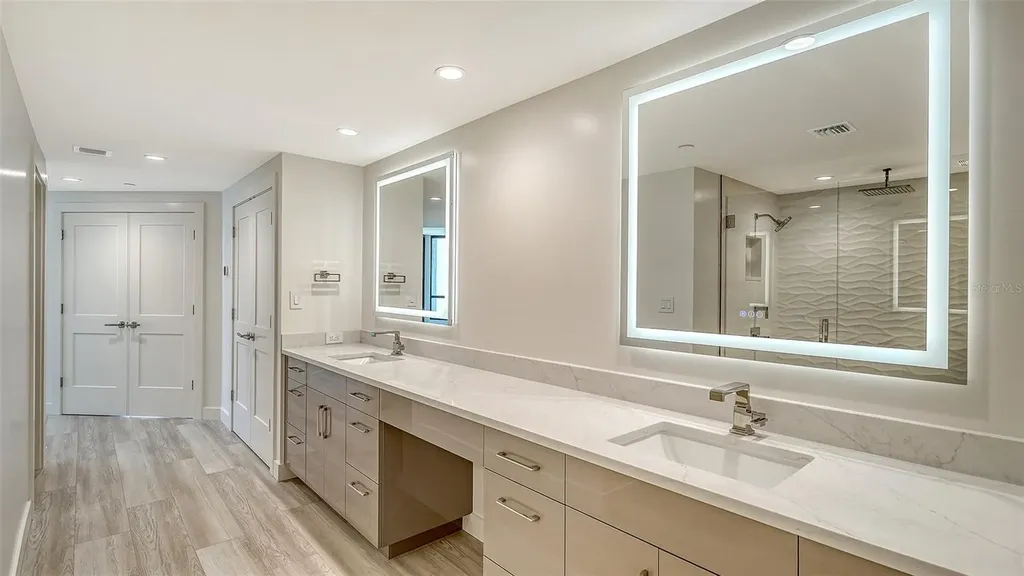 1211 Gulf Of Mexico Drive Longboat Key FL 34228