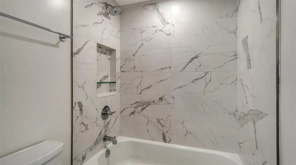 1211 Gulf Of Mexico Drive Longboat Key FL 34228