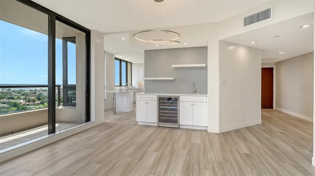 1211 Gulf Of Mexico Drive Longboat Key FL 34228