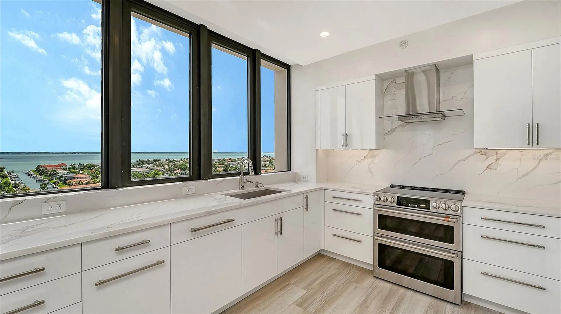 1211 Gulf Of Mexico Drive Longboat Key FL 34228