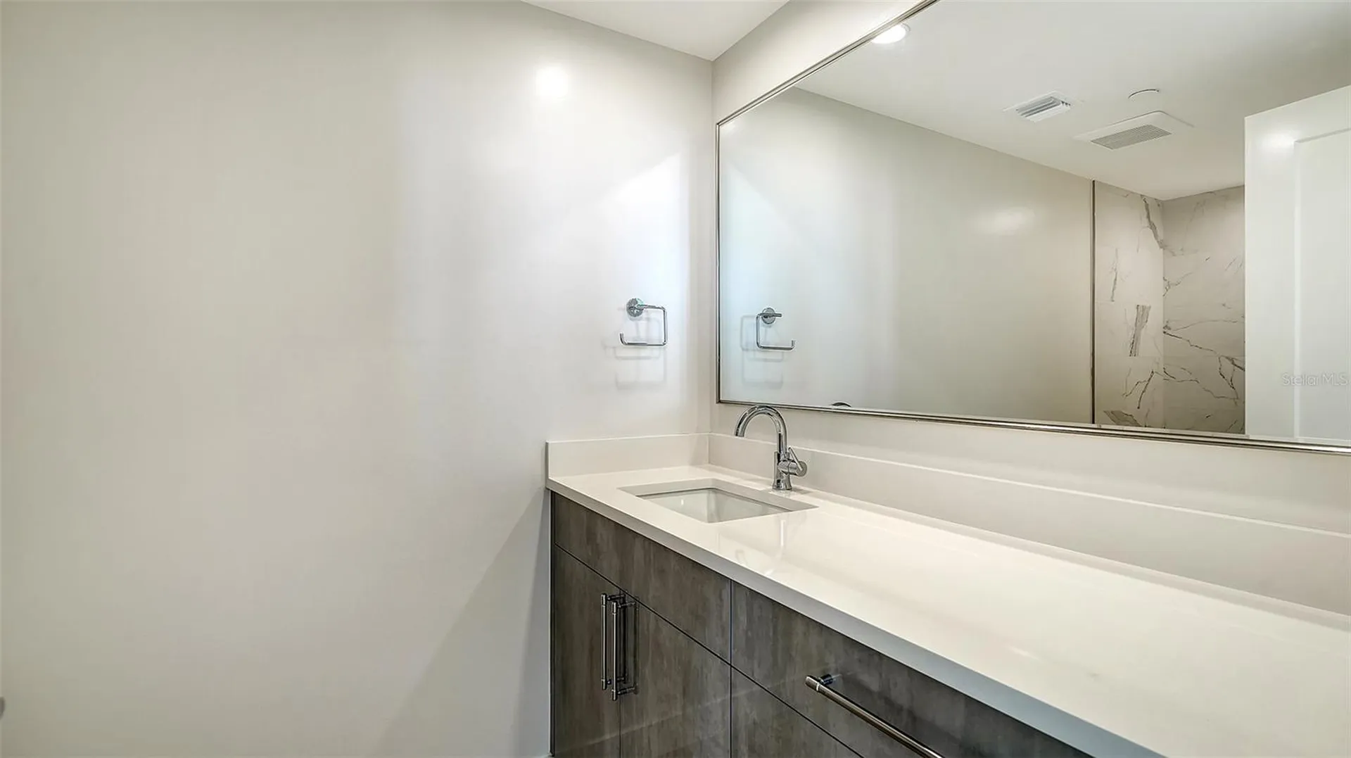 1211 Gulf Of Mexico Drive Longboat Key FL 34228