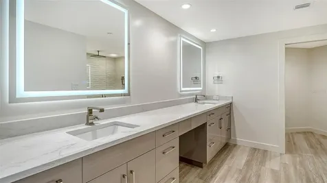 1211 Gulf Of Mexico Drive Longboat Key FL 34228
